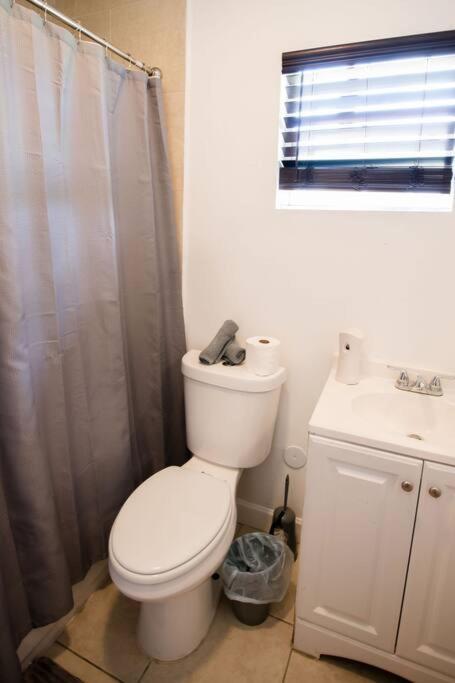 3 Bedroom Miami Home 15 Minutes To The Beach Extérieur photo